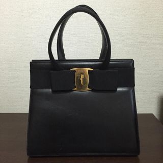 サルヴァトーレフェラガモ(Salvatore Ferragamo)の正規品♡フェラガモハンドバッグ♡(ハンドバッグ)