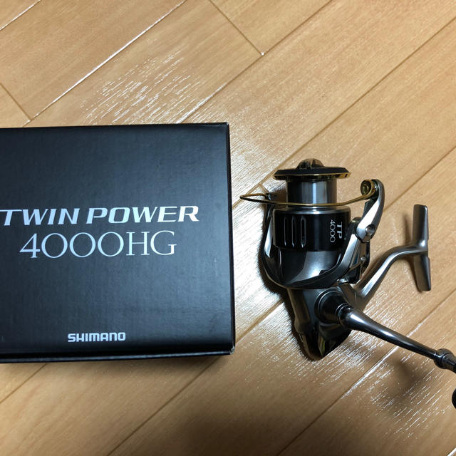 シマノ ツインパワー 4000HG シマノ ツインパワー 4000HG