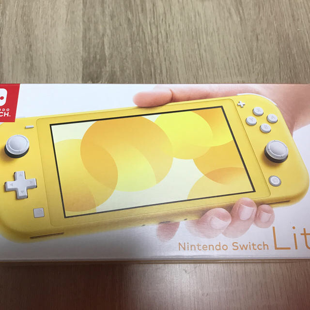 Nintendo Switch Lite イエロー