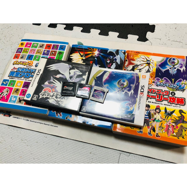 ニンテンドー3DS(ニンテンドー3DS)のポケモン 攻略本のみ カセット売れました! エンタメ/ホビーのゲームソフト/ゲーム機本体(家庭用ゲームソフト)の商品写真