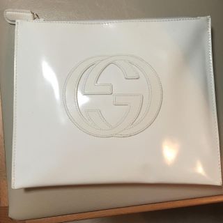 グッチ(Gucci)のGUCCI ポーチ ミニクラッチバック(クラッチバッグ)