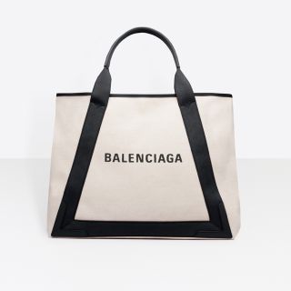 バレンシアガバッグ(BALENCIAGA BAG)の【なたそ様専用】BALENCIAGA ネイビー カバM(ショルダーバッグ)