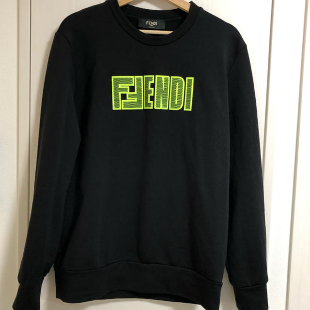 FENDI☆フェンディ ☆蛍光ロゴ☆ジャージスウェット☆Ｍサイズ美品