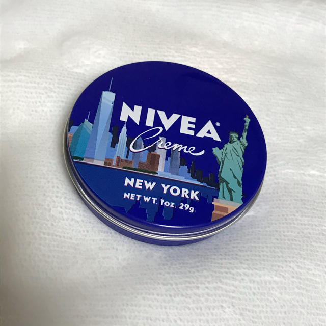 ニベア(ニベア)のニベア缶　ニューヨーク版 コスメ/美容のボディケア(ハンドクリーム)の商品写真