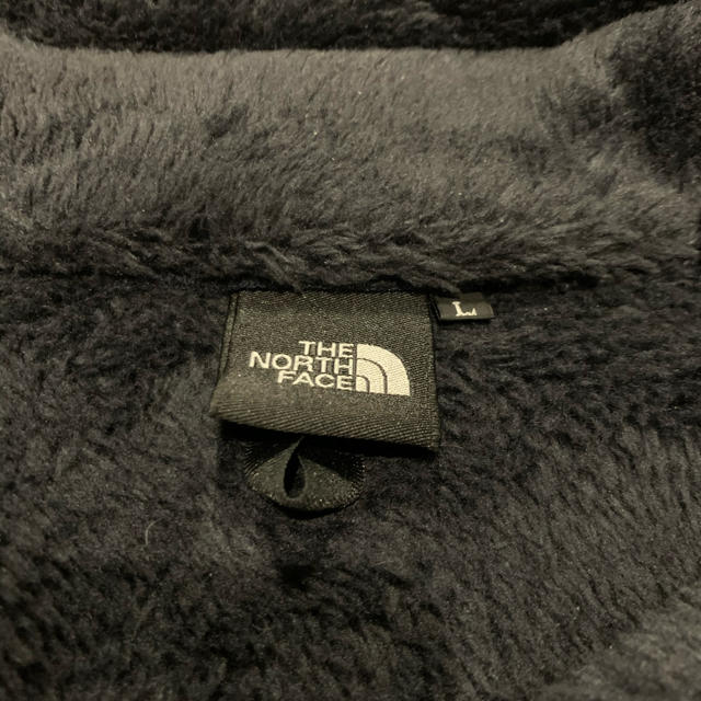THE NORTH FACE(ザノースフェイス)のノースフェイス バーサロフトジャケット na61309 ブラック Lサイズ 美品 メンズのトップス(スウェット)の商品写真