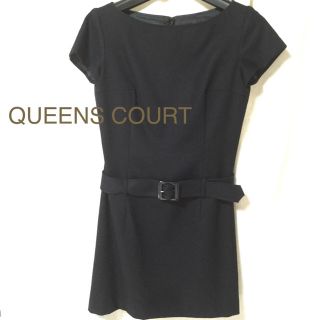 クイーンズコート(QUEENS COURT)の美品 冬素材 半袖 ワンピース(ミニワンピース)