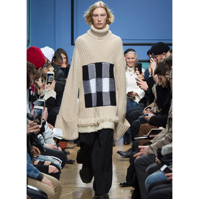 JW anderson タートルニット タグ付き トップス JW anderson タートルニット タグ付き トップス