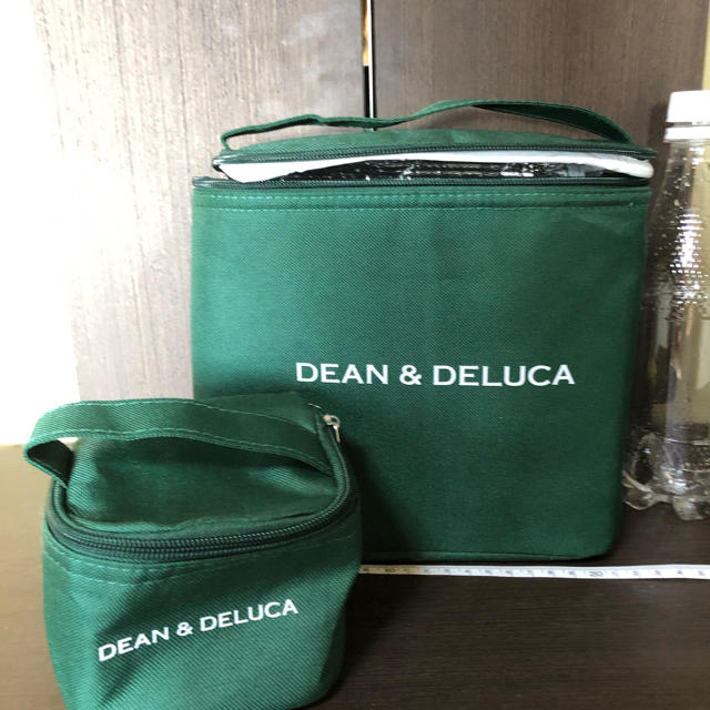 DEAN & DELUCA(ディーンアンドデルーカ)のDEAN &DELUCA保冷バック インテリア/住まい/日用品のキッチン/食器(弁当用品)の商品写真