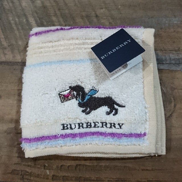 BURBERRY(バーバリー)のみーさん専用 BURBERRY ミニハンカチ レディースのファッション小物(ハンカチ)の商品写真