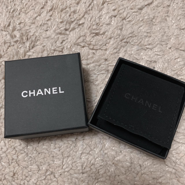 CHANEL ピアス