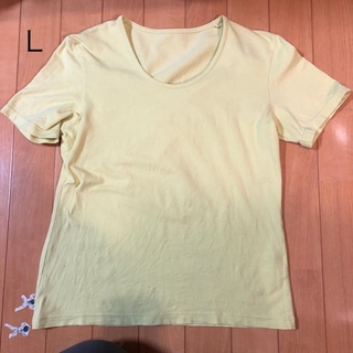 ユニクロ(UNIQLO)のレディース  Tシャツ　半袖　L 黄色　黄緑　ユニクロ　インナー (Tシャツ(半袖/袖なし))