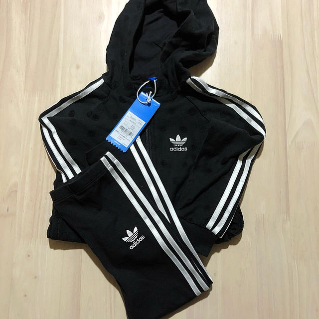 早いもの勝ちセール‼️ adidas セットアップ　100cm