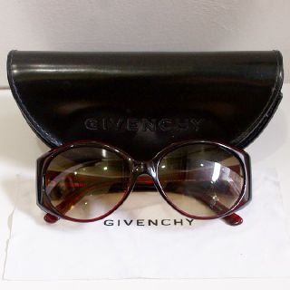 ジバンシィ(GIVENCHY)のケース付き！GIVENCHY/ジバンシー★サングラス(サングラス/メガネ)