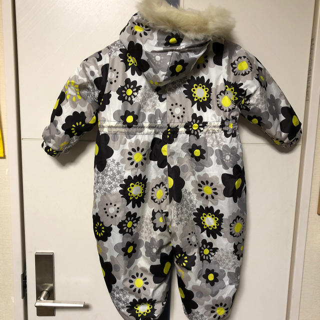 ジャンプスーツ90 女の子　花柄 キッズ/ベビー/マタニティのキッズ服女の子用(90cm~)(その他)の商品写真