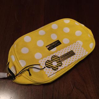 マークジェイコブス(MARC JACOBS)のMARC JACOBS HONEYポーチ(ポーチ)