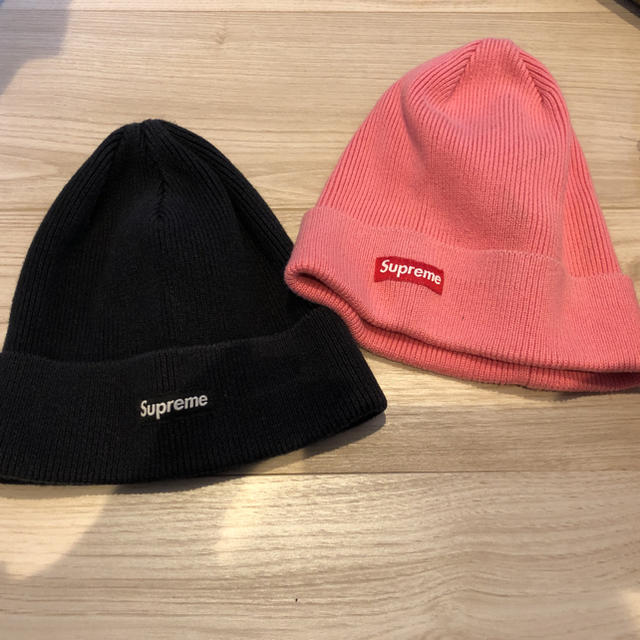Supreme(シュプリーム)のsupreme ビーニー　2点セット メンズの帽子(ニット帽/ビーニー)の商品写真