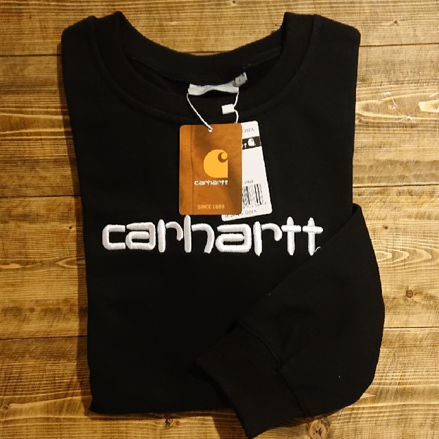 carhartt(カーハート)の新品 Carhartt 薄手トレーナー黒 メンズのトップス(スウェット)の商品写真