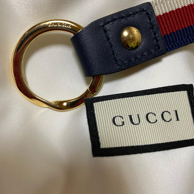 Gucci(グッチ)の超美品！GUCCI シェリーライン　キーホルダー レディースのファッション小物(キーホルダー)の商品写真