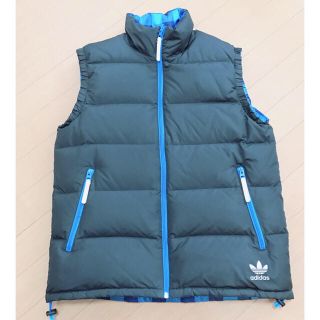 アディダス(adidas)の美品　アディダス　ダウンベスト　リバーシブル(ダウンベスト)