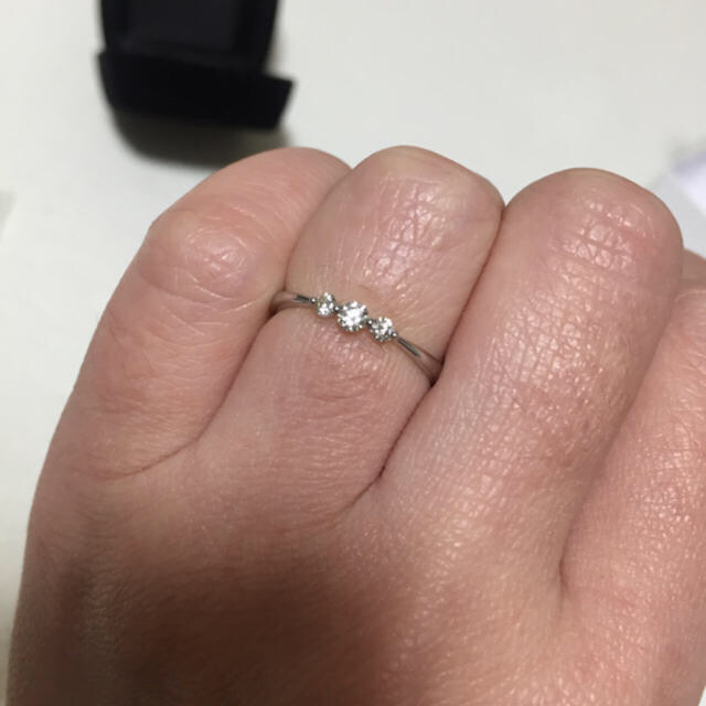 新品❤️プラチナ Pt900 ダイヤモンド 3石 リング 婚約指輪 プロポーズ