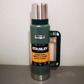 スタンレー(Stanley)の新品STANLEYスタンレーのクラシック真空ボトル 1.4QTボトル(その他)