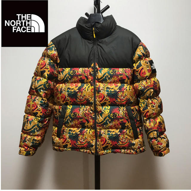 supremeThe North Face US Nuptse jacket