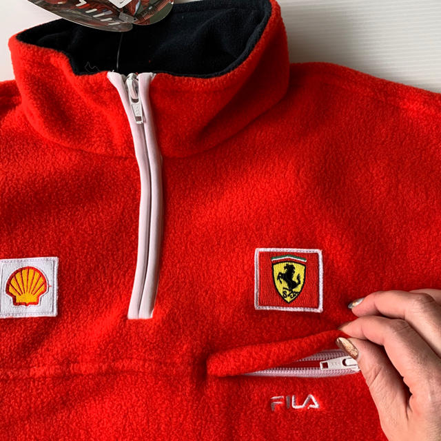 FILA(フィラ)の【新品 未使用】FILA × Ferarri オフィシャルフリースプルオーバー メンズのトップス(スウェット)の商品写真