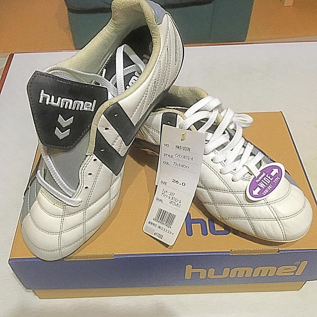 hummel(ヒュンメル)のサッカー スパイク ヒュンメル hummel スポーツ/アウトドアのサッカー/フットサル(シューズ)の商品写真