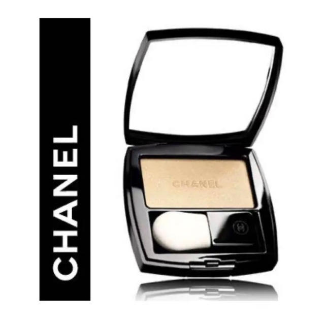 CHANEL(シャネル)のCHANEL シャネル　正規品　プードゥルルミエール　ペルレ　フェイスパウダー コスメ/美容のベースメイク/化粧品(フェイスパウダー)の商品写真