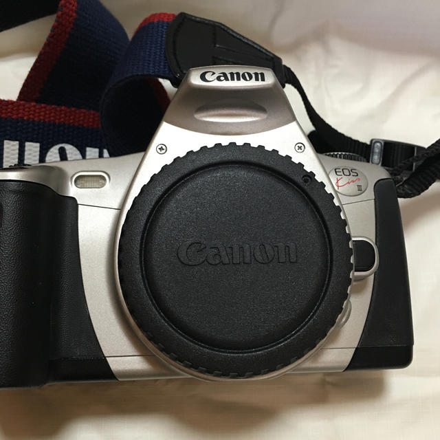 Canon(キヤノン)のCanon EOS  kiss スマホ/家電/カメラのカメラ(フィルムカメラ)の商品写真