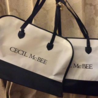 セシルマクビー(CECIL McBEE)のショッパー(ショップ袋)