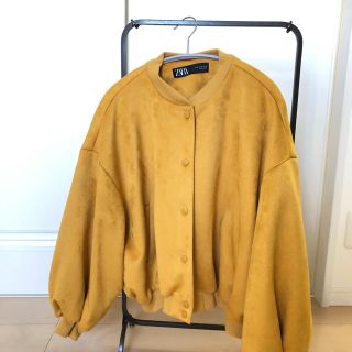 ザラ(ZARA)のzara  スエード風ボンバージャケット(ブルゾン)