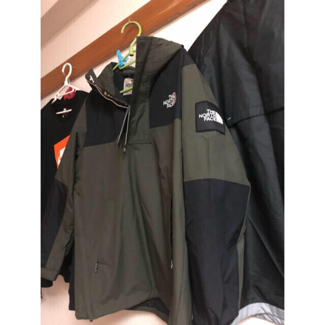 THE NORTH FACE(ザノースフェイス)のノースフェイス　マウンテンパーカー　サイズM 新品未使用 メンズのジャケット/アウター(マウンテンパーカー)の商品写真