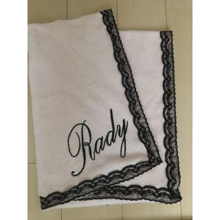 レディー(Rady)のM…様専用✧*。RADY ♡*:.｡. ブランケット　膝掛け(毛布)