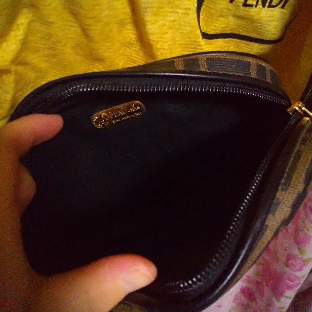 FENDI(フェンディ)のお値下げ
FENDI
ポシェット(未使用) レディースのバッグ(ショルダーバッグ)の商品写真