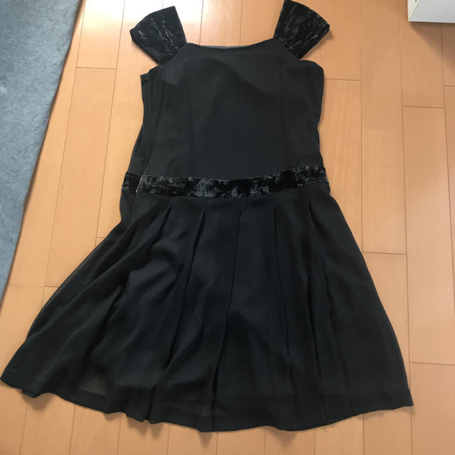 黒　ワンピース　ドレス レディースのワンピース(ひざ丈ワンピース)の商品写真