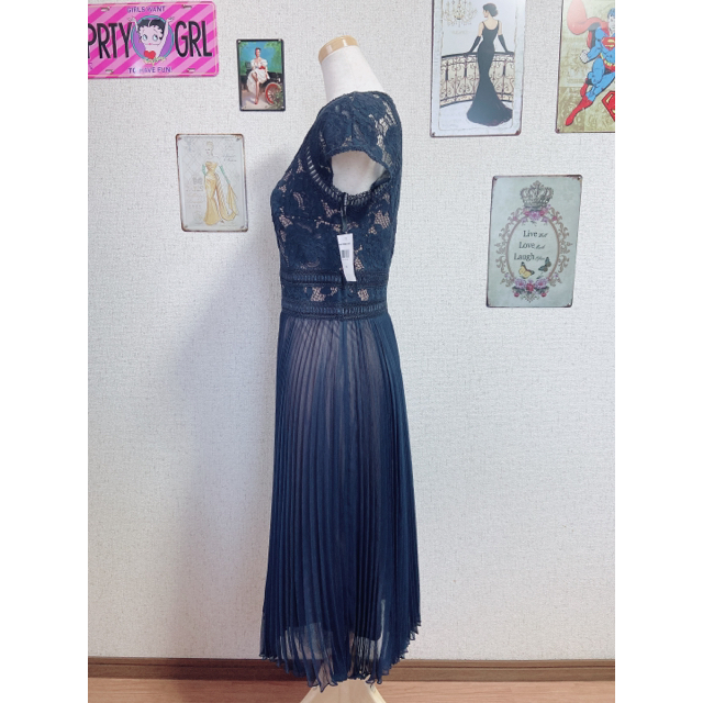 TADASHI SHOJI - 新品 4 Tadashi Shoji タダシショージ ネイビーの通販
