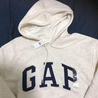 ギャップ(GAP)のこう6892様専用gap パーカー新品メンズサイズLベージュ(パーカー)