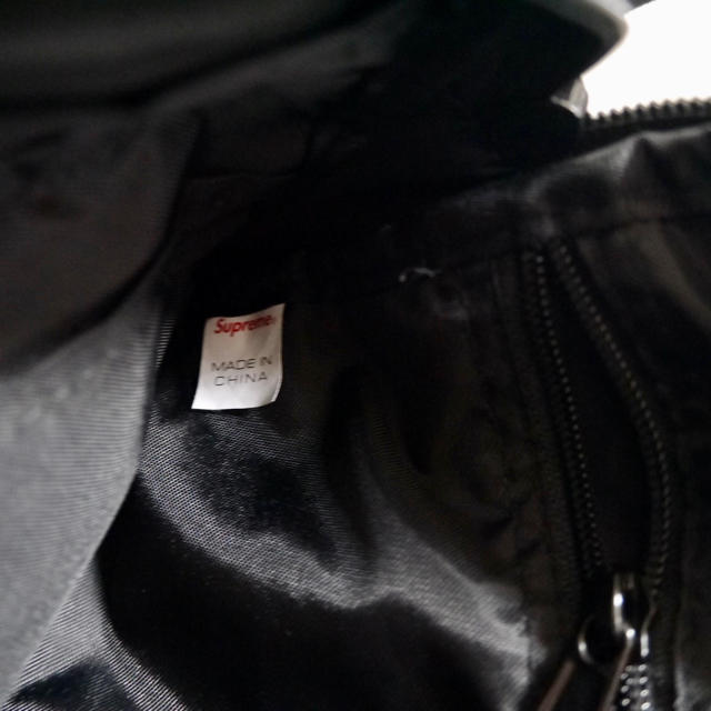 Supreme(シュプリーム)のSupreme Shoulder Bag  Navy 美品  ショルダーバッグ  メンズのバッグ(ショルダーバッグ)の商品写真
