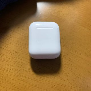 アップル(Apple)のAirPods 純正　充電ケース(ヘッドフォン/イヤフォン)