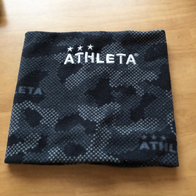 ATHLETA(アスレタ)のアスレタ ATHLETA フリースネックウォーマー キッズ/ベビー/マタニティのこども用ファッション小物(マフラー/ストール)の商品写真