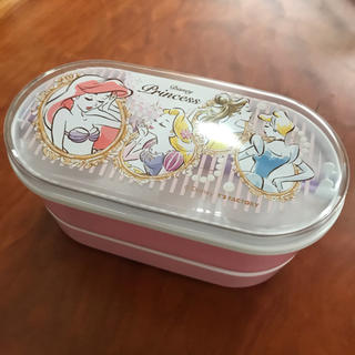 ディズニー(Disney)のディズニープリンセス☆ピンク箸付き2段ランチボックス弁当箱(弁当用品)
