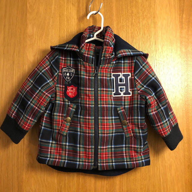 TOMMY HILFIGER(トミーヒルフィガー)のトミーヒルフィガー【90】フード取外し可チェックコート キッズ/ベビー/マタニティのキッズ服男の子用(90cm~)(ジャケット/上着)の商品写真