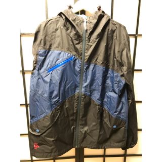 チャムス(CHUMS)のCHUMS Topaz 2.5L Rain Jacket 【Lサイズ】(マウンテンパーカー)