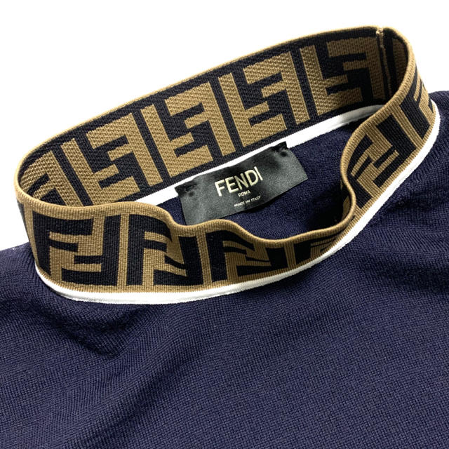 FENDI - 【正規品】FENDI FFロゴ柄 タートルネックセーター /48(M)の