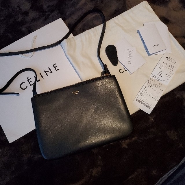 バッグCELINE　トリオラージ