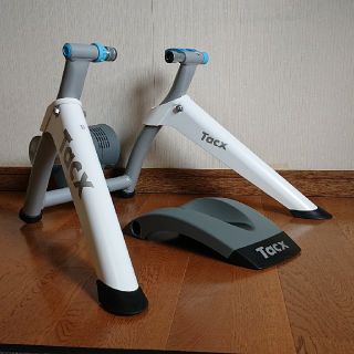 Tacx タックス FLOW SMART フロースマート T2240 ローラー台の通販 by