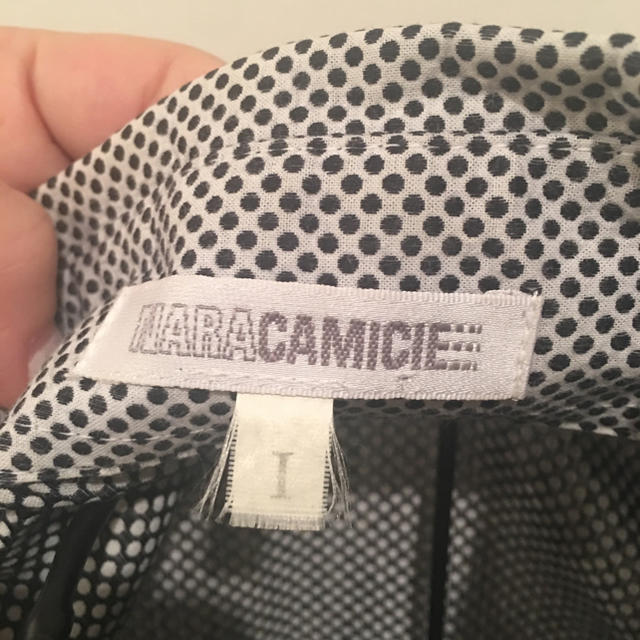 NARACAMICIE(ナラカミーチェ)のご予約済み　NARACAMICIE フロントフリルのシャツ レディースのトップス(シャツ/ブラウス(長袖/七分))の商品写真