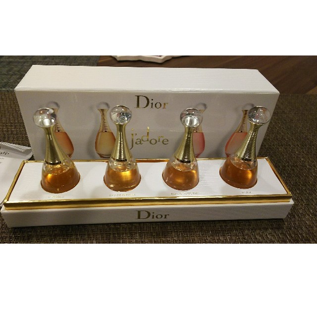 Dior(ディオール)のDior 香水 j'adore コスメ/美容の香水(香水(女性用))の商品写真