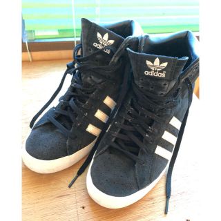 アディダス(adidas)のアディダスadidasインヒールスニーカー　(スニーカー)